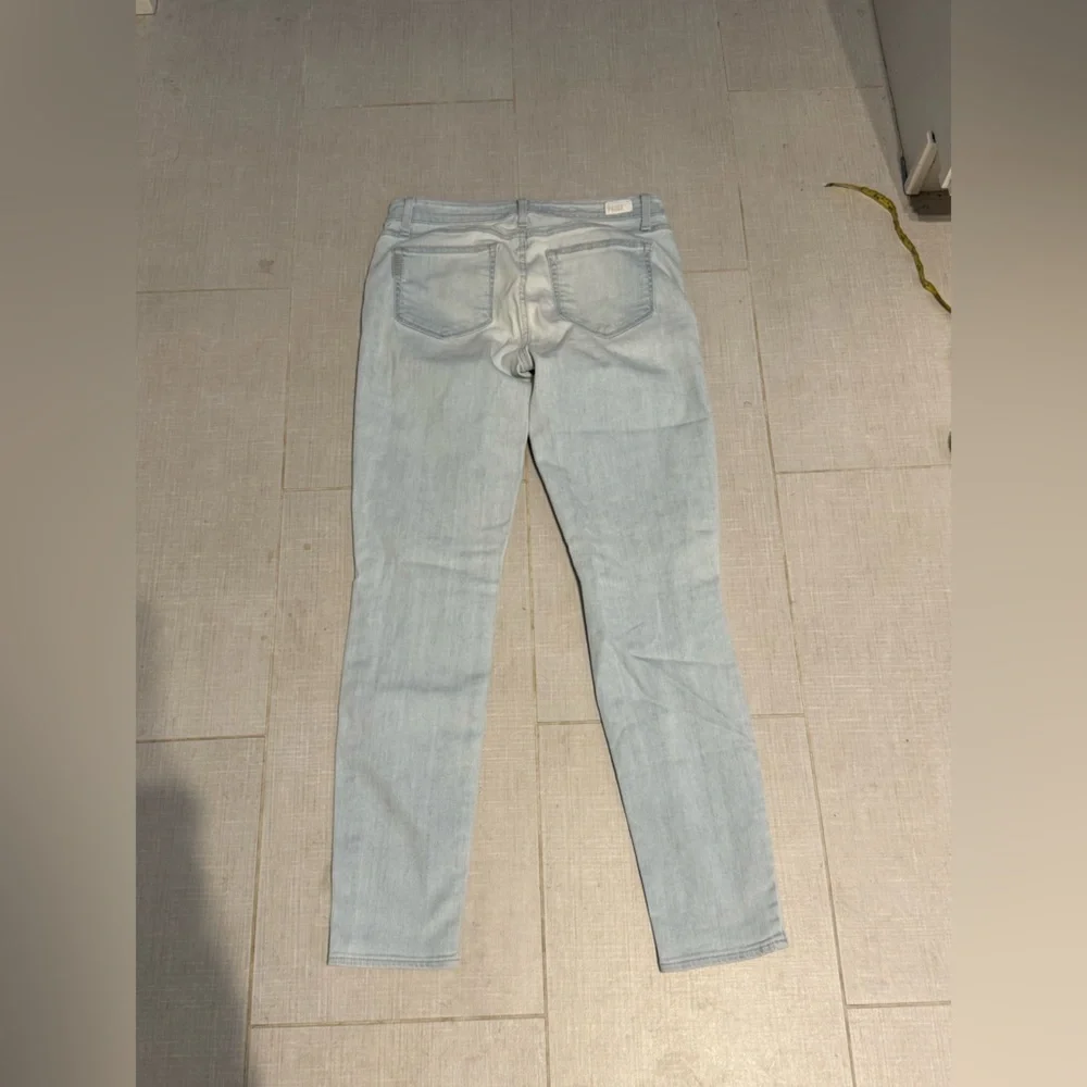 PAIGE Women's Verdugo Ultra Skinny Light Blue Distressed Jeans- EUC - Picture 14 of 14